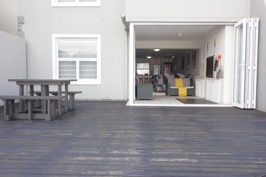 2 Bedroom Property for Sale in Marina Martinique Eastern Cape